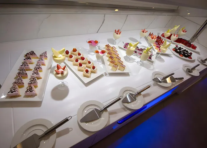 Supreme ıçmeler Adults Only 4*